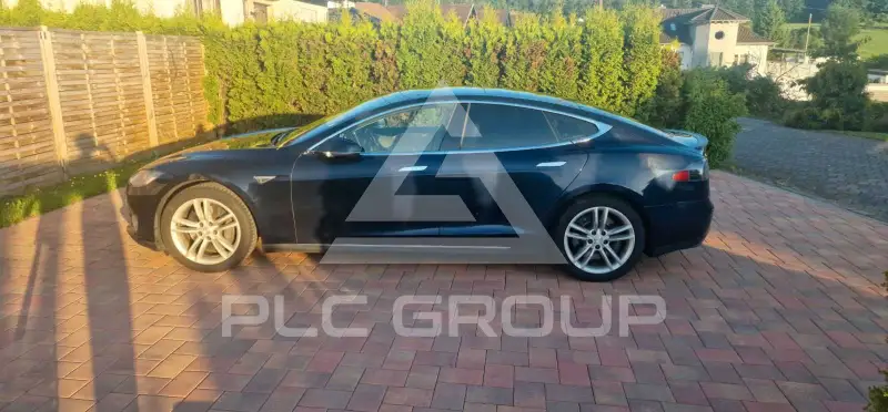 2013 Tesla Model S
