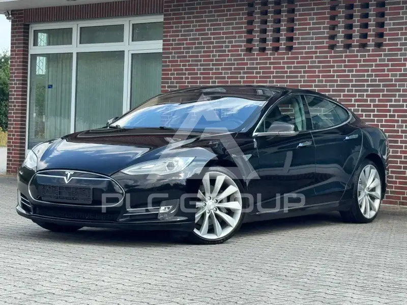 2013 Tesla Model S