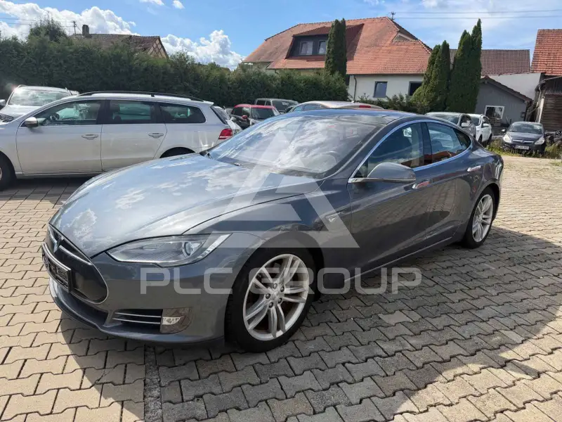 2013 Tesla Model S