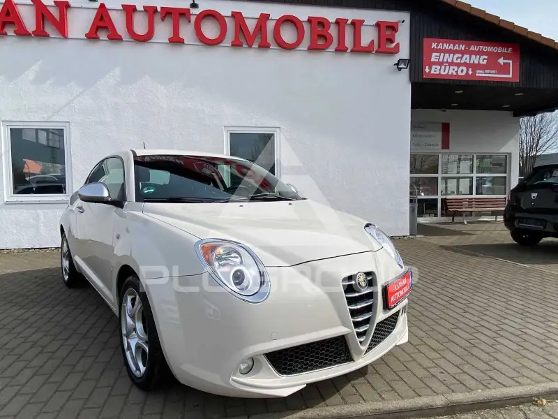 2013 Alfa Romeo Mito
