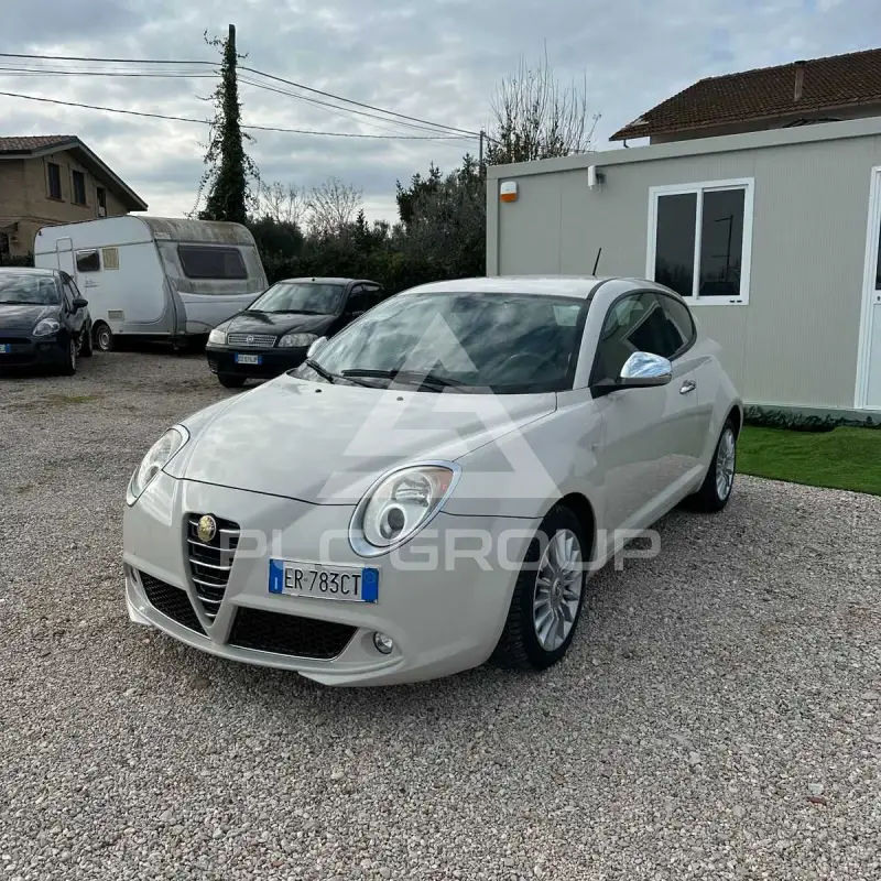 2013 Alfa Romeo Mito
