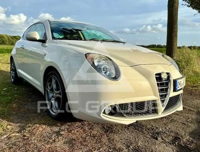2013 Alfa Romeo Mito
