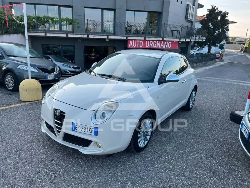 2013 Alfa Romeo Mito