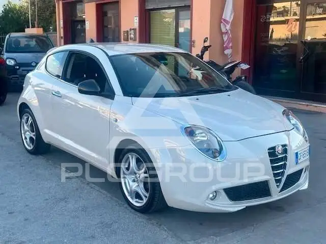2013 Alfa Romeo Mito