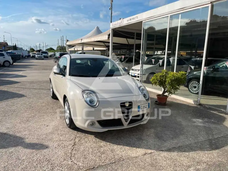 2013 Alfa Romeo Mito