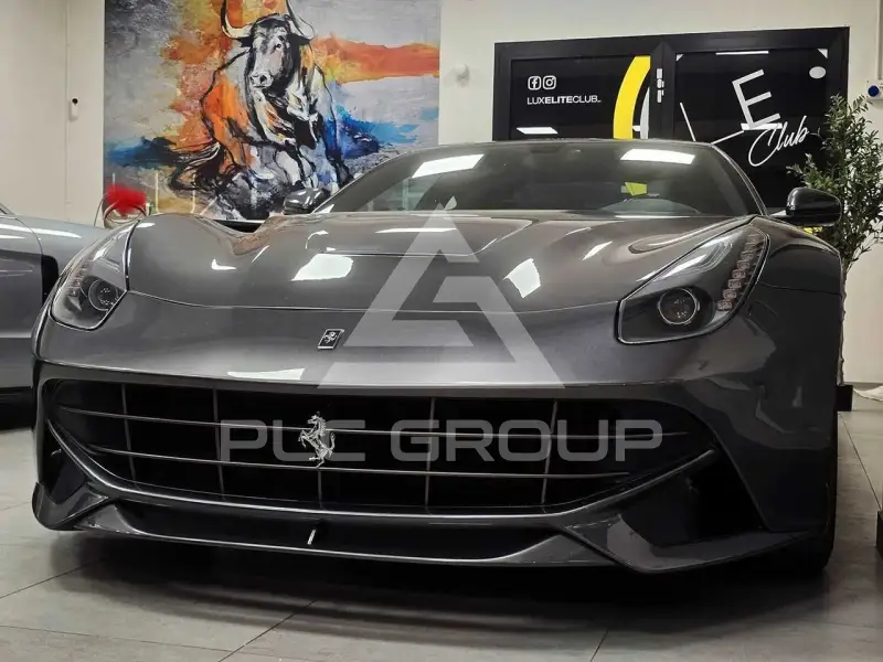 2013 Ferrari F12
