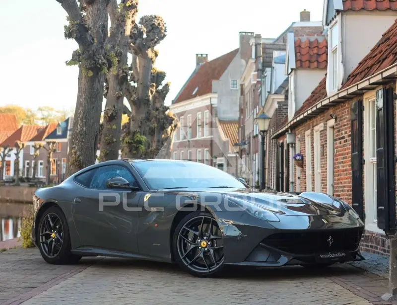 2013 Ferrari F12