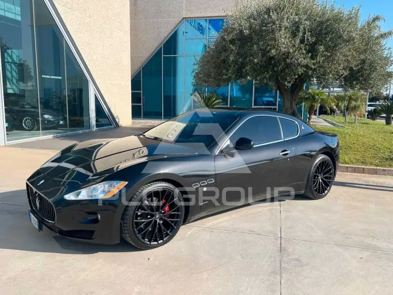 2013 Maserati GRANTURISMO