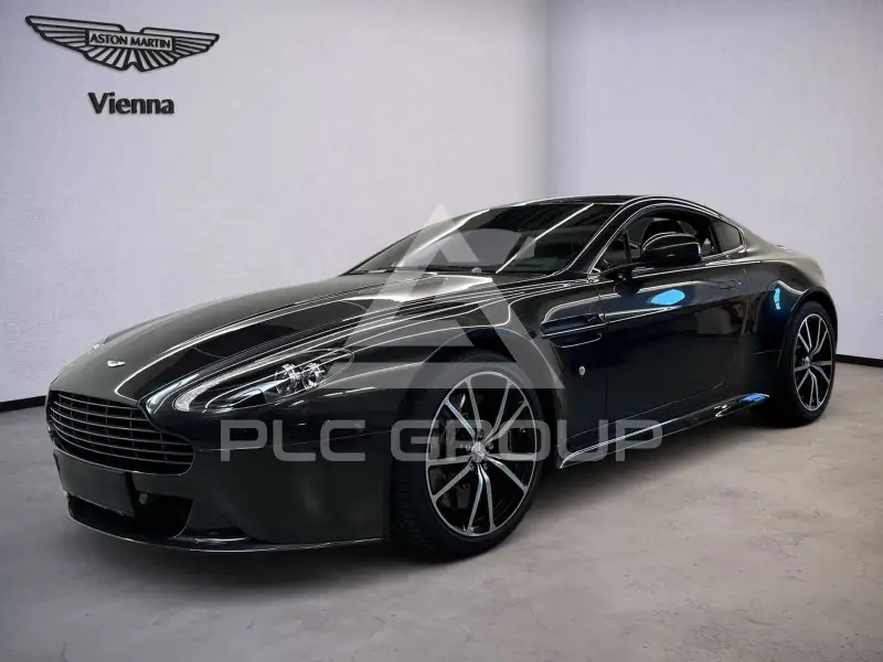 2013 Aston Martin V8