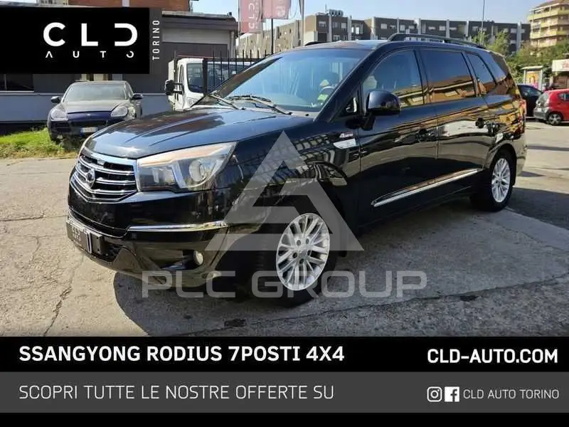 2013 Ssangyong Rodius