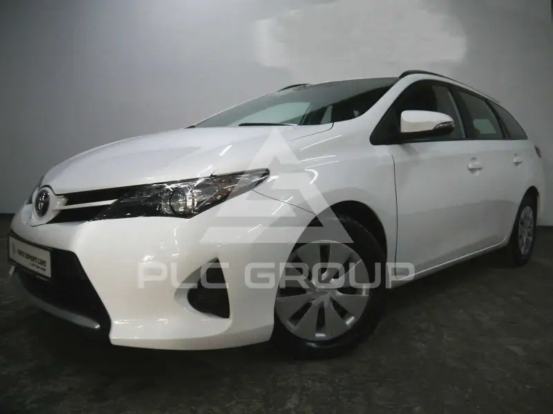 2013 Toyota AURIS