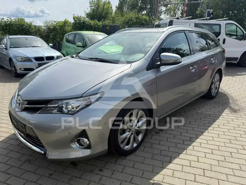 2013 Toyota AURIS