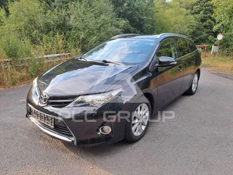 2013 Toyota AURIS