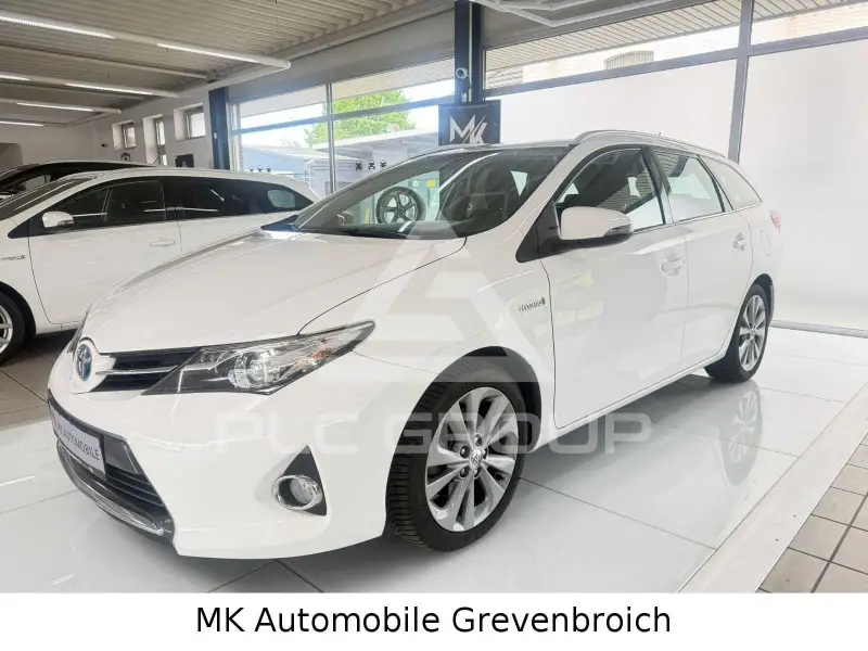 2013 Toyota AURIS