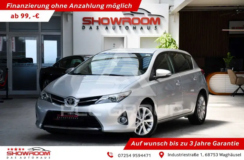 2013 Toyota AURIS