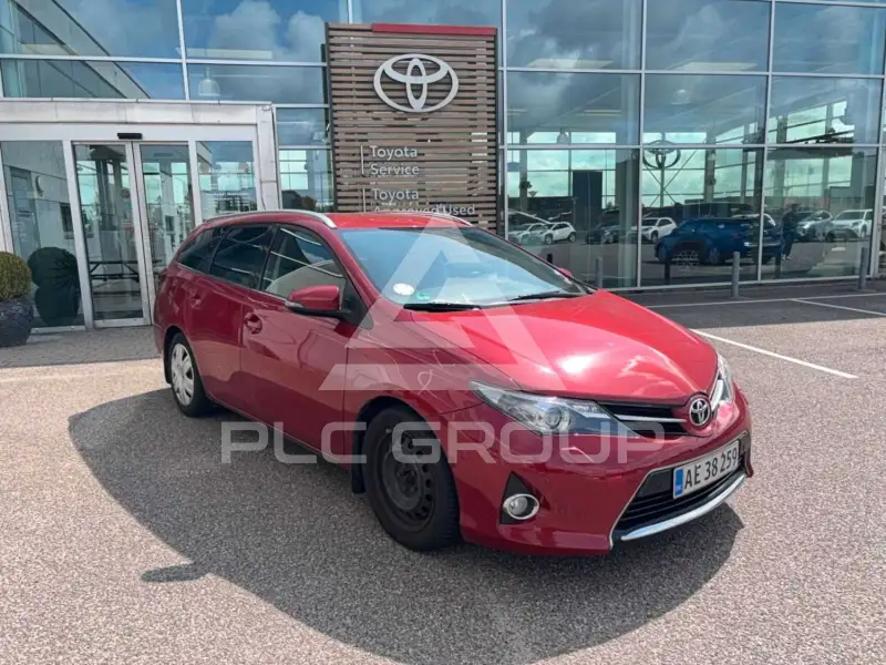 2013 Toyota AURIS