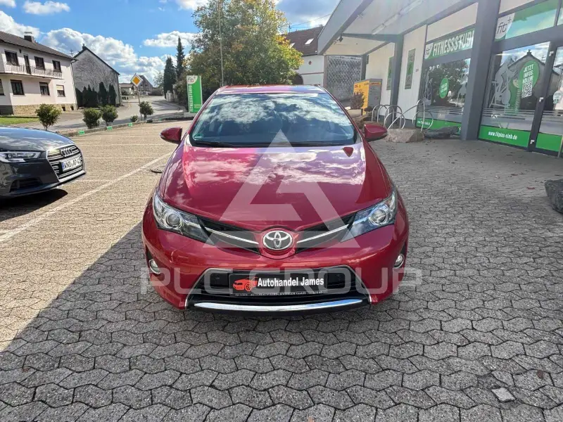 2013 Toyota AURIS