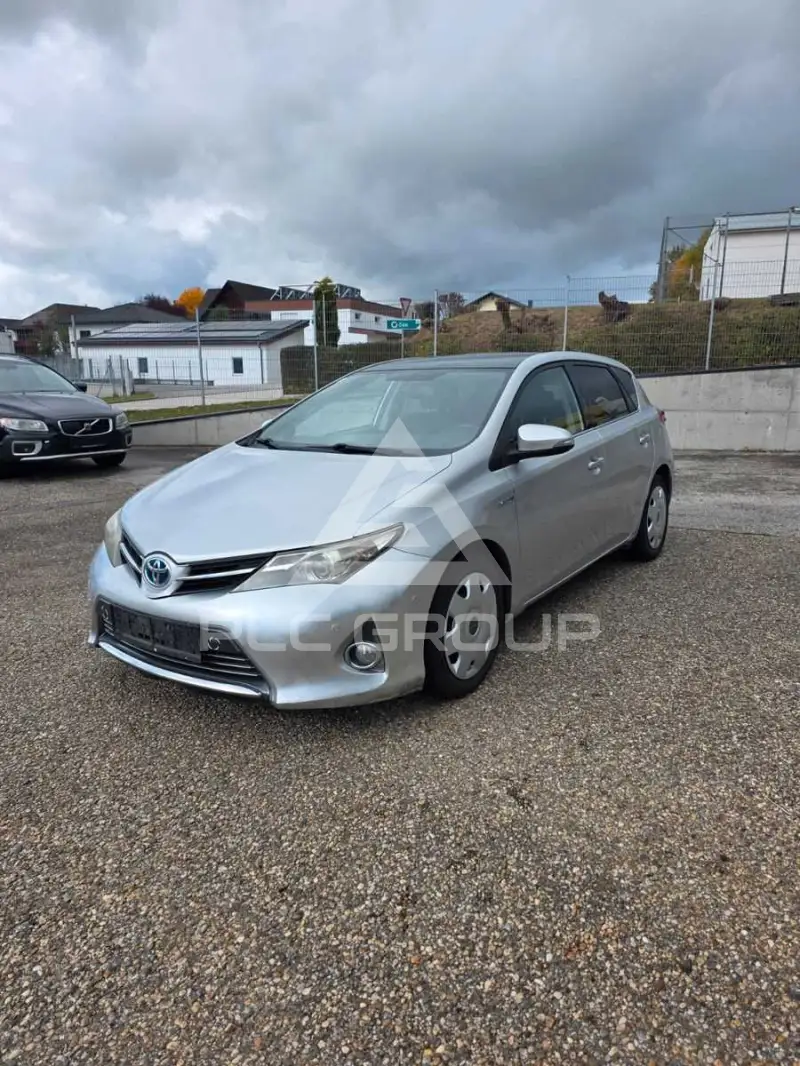 2013 Toyota AURIS