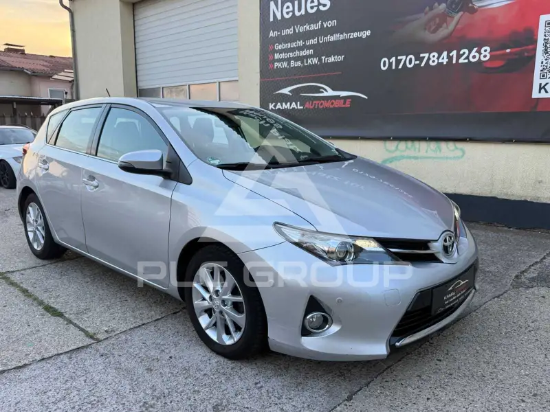 2013 Toyota AURIS