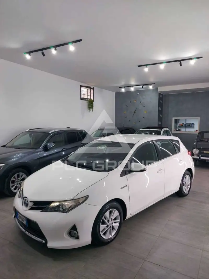 2013 Toyota AURIS