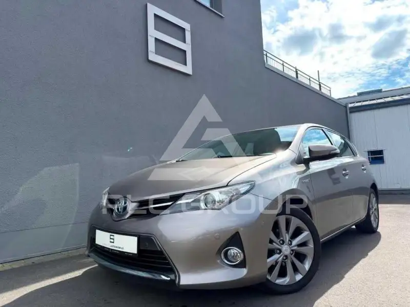 2013 Toyota AURIS