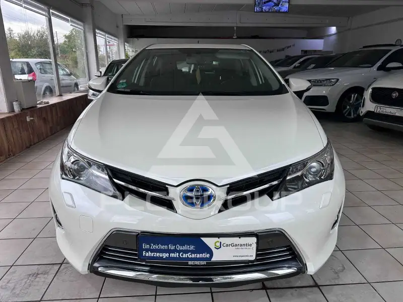 2013 Toyota AURIS
