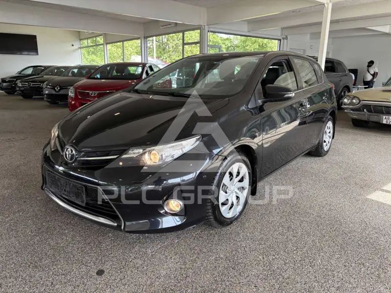 2013 Toyota AURIS