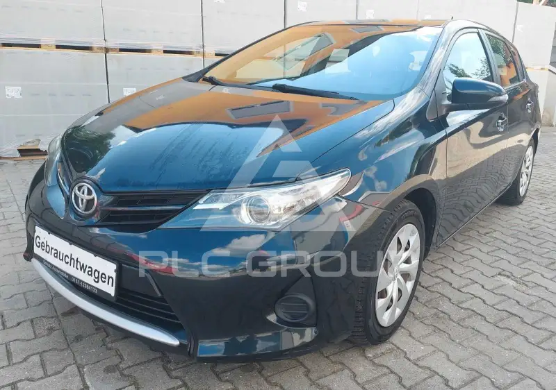 2013 Toyota AURIS