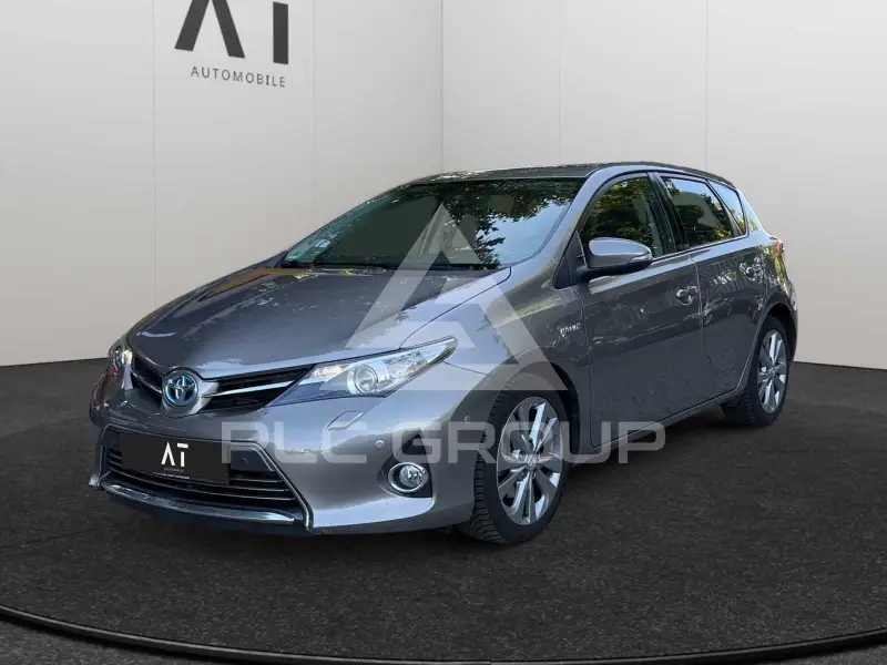 2013 Toyota AURIS