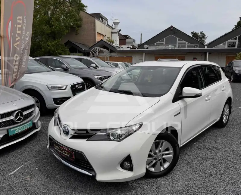 2013 Toyota AURIS