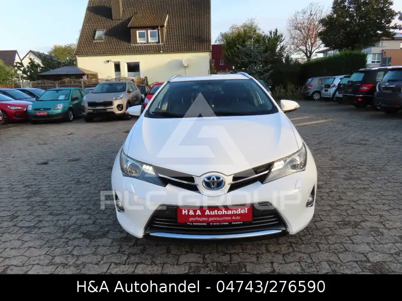 2013 Toyota AURIS