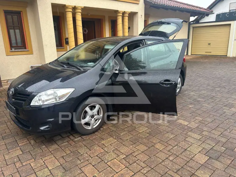 2013 Toyota AURIS