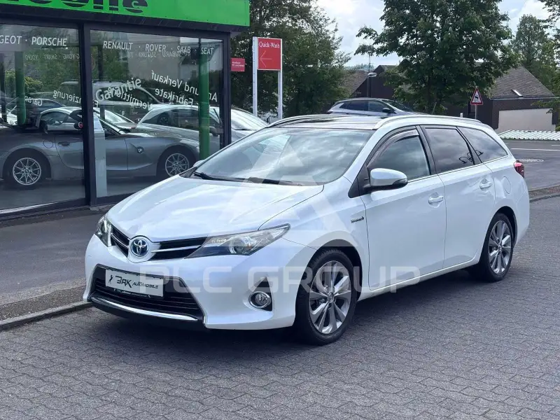 2013 Toyota AURIS