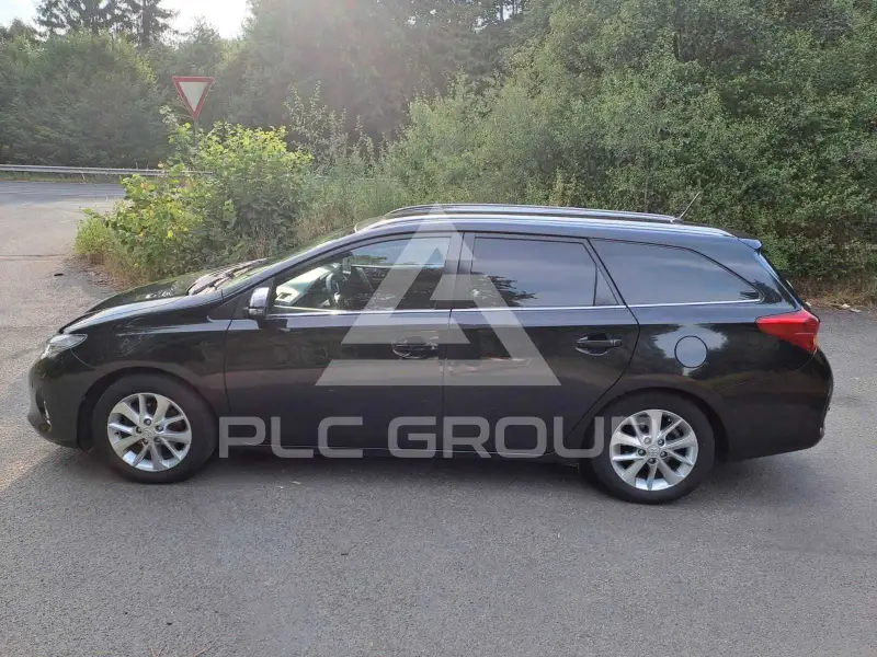2013 Toyota AURIS