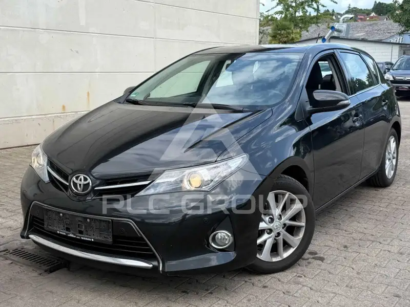 2013 Toyota AURIS