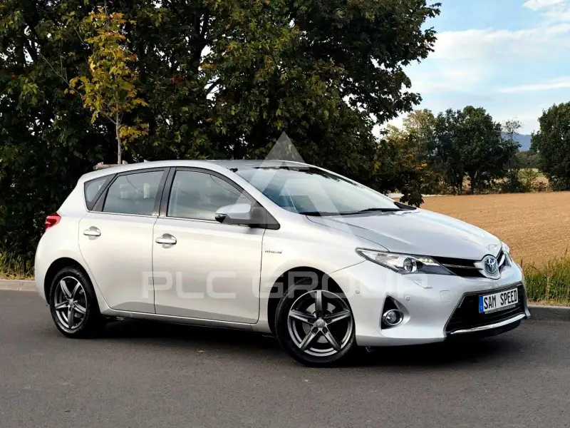 2013 Toyota AURIS