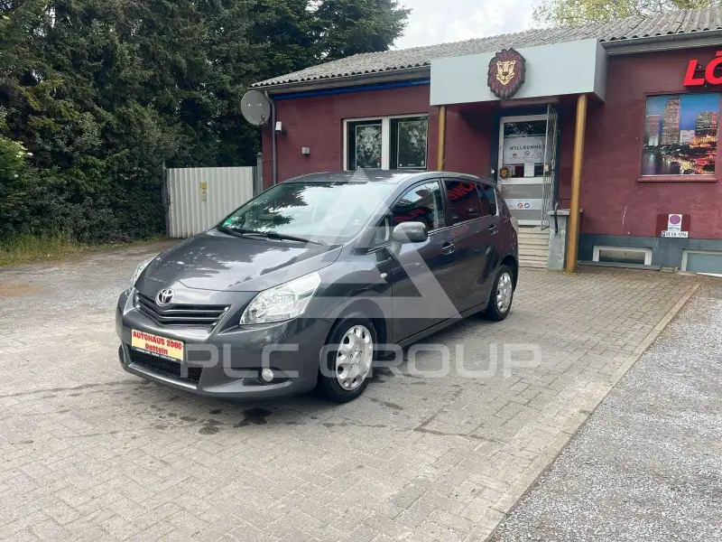 2013 Toyota VERSO