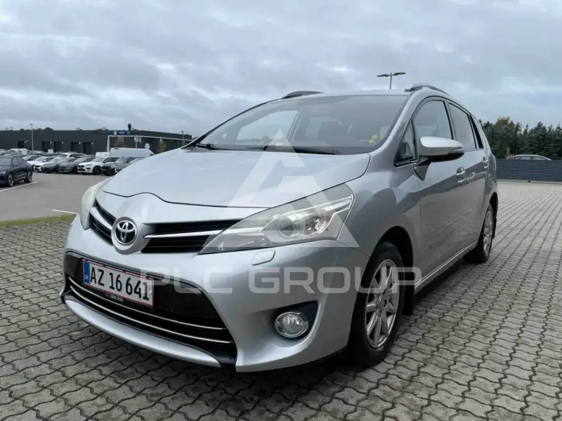 2013 Toyota VERSO
