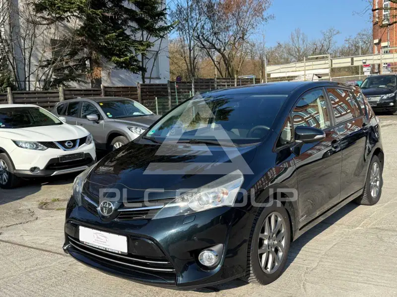 2013 Toyota VERSO