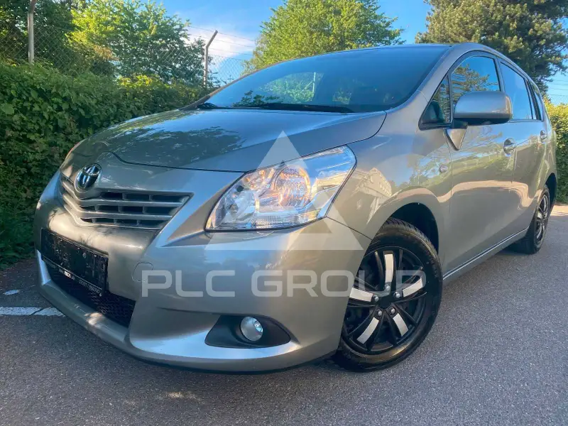2013 Toyota VERSO