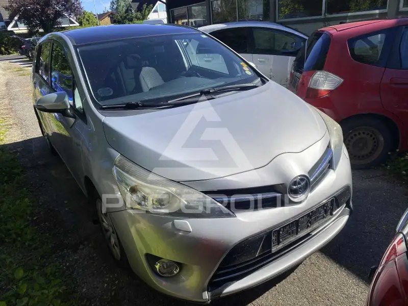 2013 Toyota VERSO