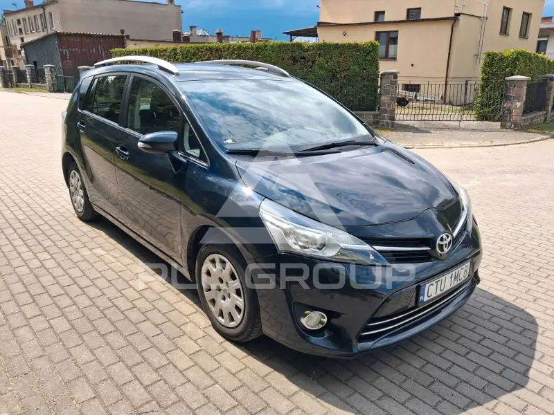 2013 Toyota VERSO