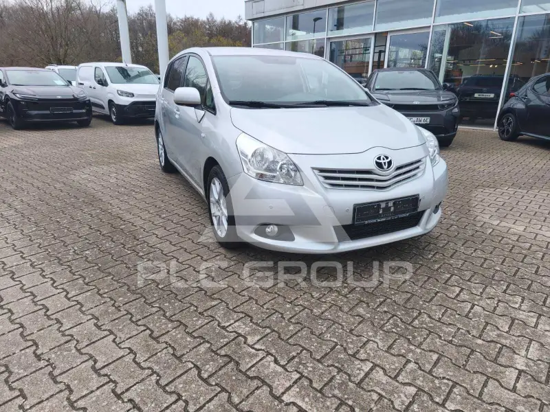 2013 Toyota VERSO