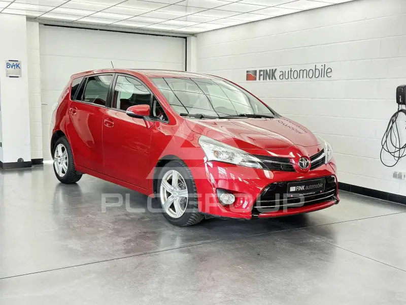 2013 Toyota VERSO