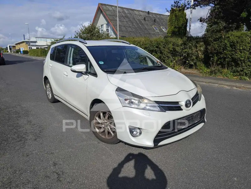 2013 Toyota VERSO
