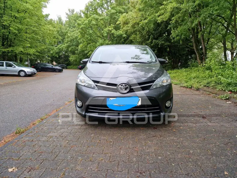 2013 Toyota VERSO