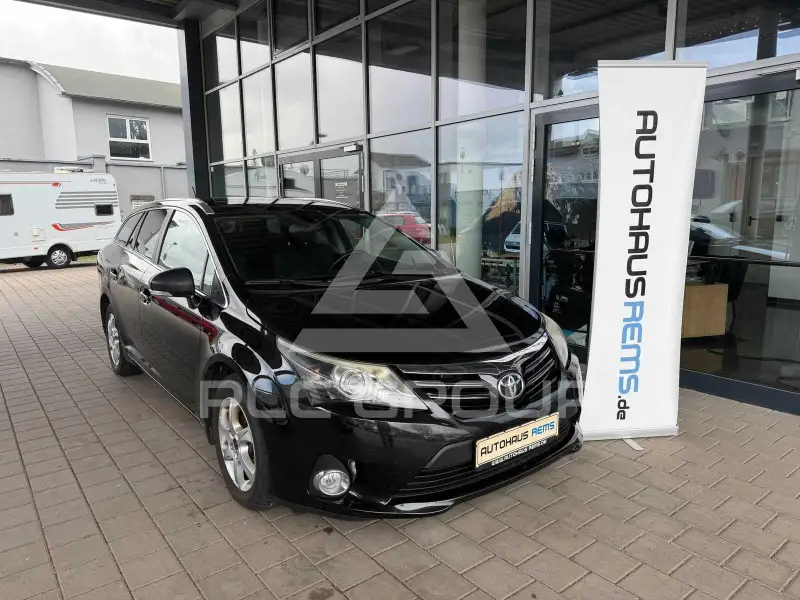 2013 Toyota Avensis