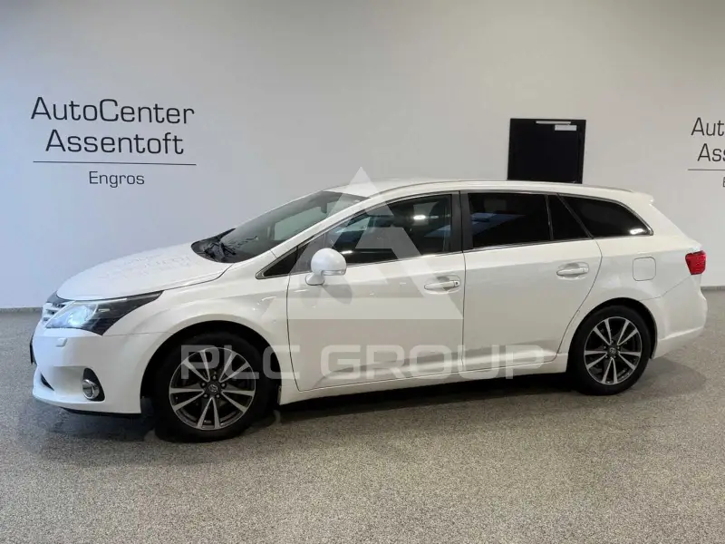 2013 Toyota Avensis