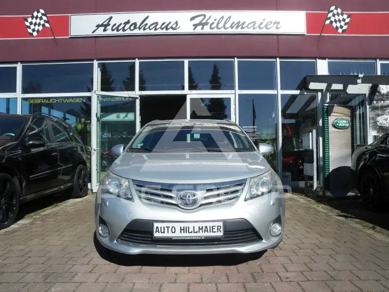 2013 Toyota Avensis