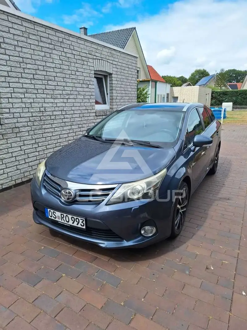 2013 Toyota Avensis